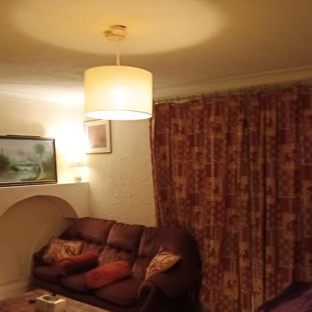 Dach Apartments - Cozy 3 Bed Apartment In Hendon Edgware Room photo